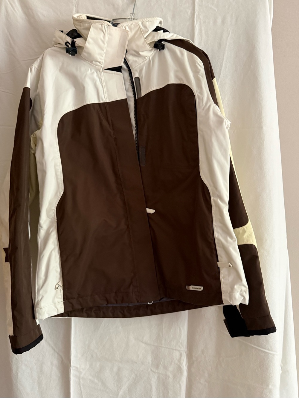 Women’s Brown & Cream Ski/Snowboard Jacket